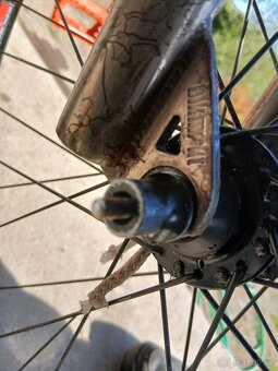 Blkmrkt dirt jump kolo custom BMX MTB - 2