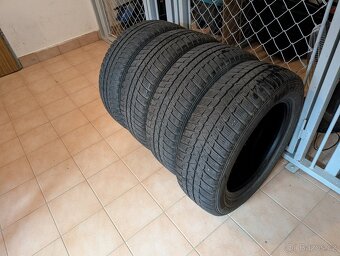 185/60 r15 zimní pneumatiky Sumitomo WT 200 - 2