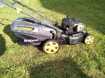 Prodám benzínovou sekačku RIWALL RPM 4630 HWB - 2