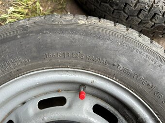 Obutá kola Škoda 105-130 4x130 165 r13 radial - 2