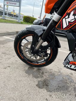 KTM DUKE 125 - 2