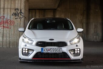 Kia Ceed 1.6 T-GDI GT - 2