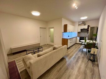 Pronájem bytu 2+kk • 48 m² , Oldřichovská, Praha - Ďáblice - 2