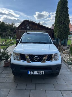 Nissan Navara D40 - 2