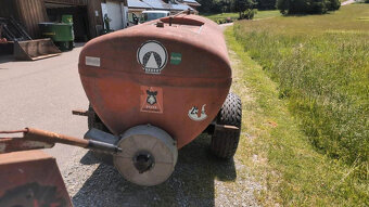 Prodám cisternu 3000l - 2