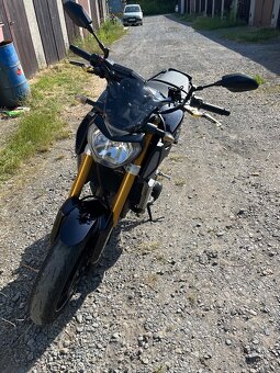 Yamaha MT09 - 2