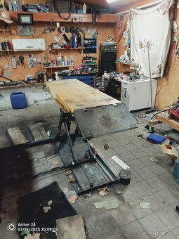 Prodám nůžkový hever 3t - 2