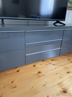 Tv stolek - 2