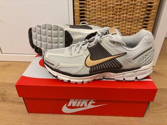 Nike Zoom Vomero 5 JD, vel. 42,5 - 2