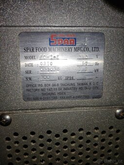 Kuchyňský robot SPAR 60 včetně veliké sady příslušenství - 2