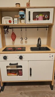 Dětská dřevěná kuchyňka - 2