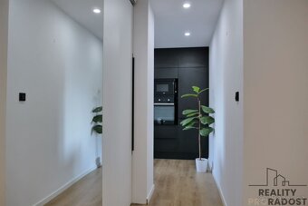 Pronájem zrekonstruovaného bytu 2+1 v Hodoníně, byt 2+1 reko - 2