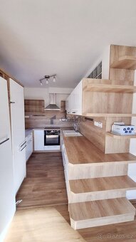 Pronájem bytu 3+kk/L, 72m², ul. Hennerova, Praha 5 - Motol, - 2