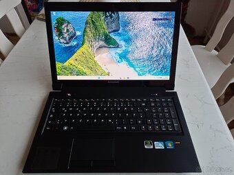 Lenovo IdeaPad B570 - 2