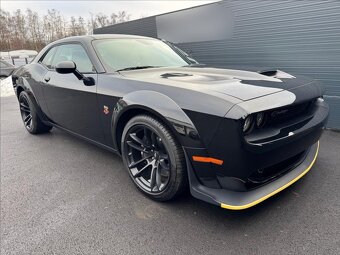 Dodge Challenger 6,4 V8 Scat Pack (2024) - 2