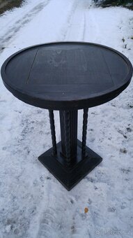 Starý kulatý stolek - 2