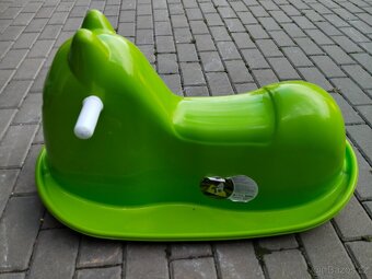 Houpačka příšerka zelená - 2