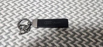 Prodám přívěšek na klíče Audi Sline Rs - 2