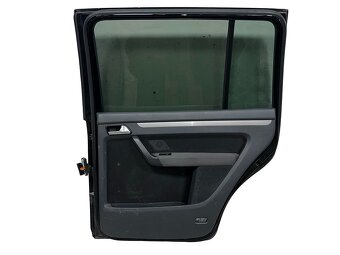 Pravé zadní dveře černá LC9X VW Touran 1T2 FL r.v. 2009 - 2