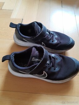 Tenisky Nike veľ 35 - 2