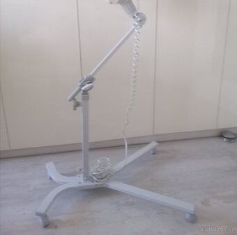BIOPTRON PRO mobilní podlahový stojan - 2