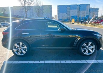 Infiniti FX50 QX70 - 2