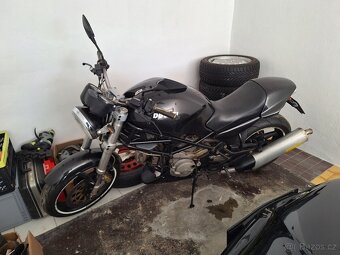 Ducati Monster 600 - 2
