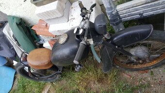 Jawa 50 cafe racer -stavba - 2