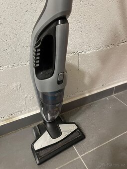 Tyčový Aku vysavač Philips PowerPro - 2