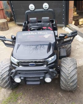 Elektrické autíčko Ford Ranger Monster Truck 4x4 Černé s LCD - 2