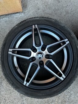 4x Alu kola 5x112 r17 +letní pneu - 2