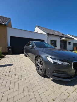 Volvo V90 - 2