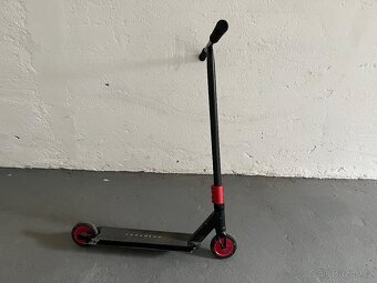 Freestyle koloběžka Urbanartt Primo V3 - 2