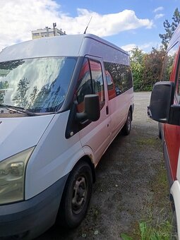 Ford transit 2.4 Tdci - 9 míst - 2