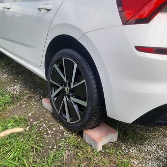 Vega Aero Alu kola Škoda Kamiq Scala Monte Carlo 215/45/18 - 2