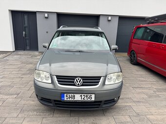 Volkswagen Touran 2,0TDI 7míst - 2