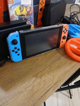 NINTENDO SWITCH - 2