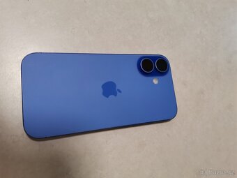 Apple iPhone 16 - 2