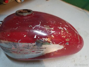 Jawa nadrz panelka 559 - 2