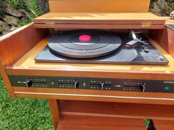 Stereo přijímač Tesla 1132 A '' Strečno '' + reprobedny - 2