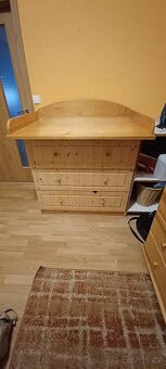 Komoda s přebalovacím pultem - 2