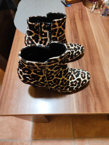 Prodam damske kotnikove polokozačky - 2