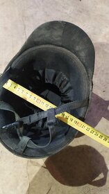 Jezdecká přilba, helma - 2