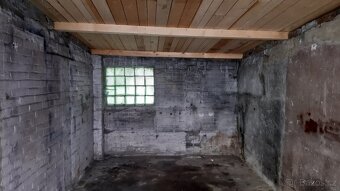 Pronájem garáž - Ulice Odboje - 2