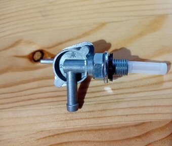 Prodám nový paliv. kohoutek - 2