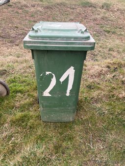 Plastová popelnice - 2