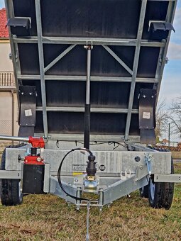 nový hydraulicky sklopný - 2