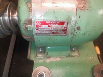 Stolní soustruh na kov - 2