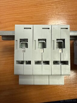 Jistič EATON PL7-B63/3 63A 263401 - 2