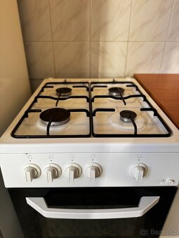 Plynový sporák/trouba Beko - 2